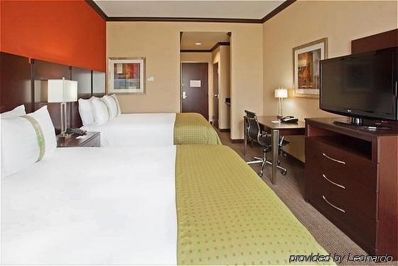 Holiday Inn Express Hotel & Suites Lamar By Ihg Exterior photo